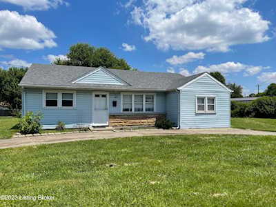 7301 Rainbow Dr Louisville, KY 40272