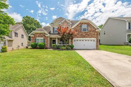 6508 Fieldstone Manor Dr Matthews, NC 28105