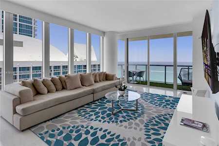 6799 Collins Ave #1602 Miami Beach, FL 33141