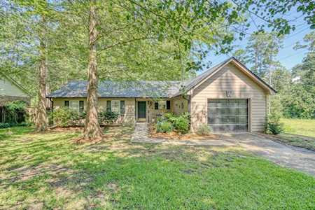 8320 Thornridge Ln Tallahassee, FL 32312