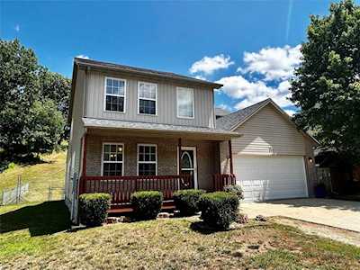 155 Hickory Valley Rd St Robert, MO 65584