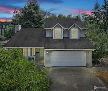 3001 Parkington Place Port Orchard, WA 98366