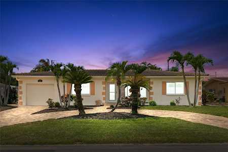 110 24th St Belleair Beach, FL 33786