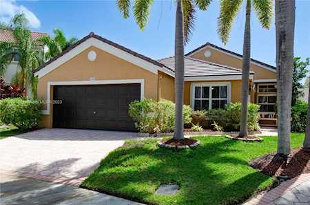 1009 Thistle Creek Ct Weston, FL 33327
