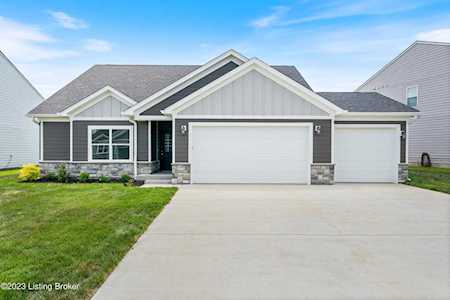 446 Williamsburg Dr Mt Washington, KY 40047