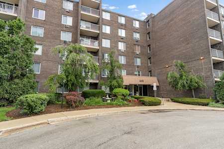 225 S Rohlwing Rd #101 Palatine, IL 60074