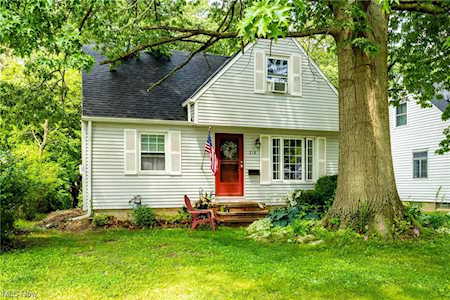 218 Inwood Blvd Avon Lake, OH 44012