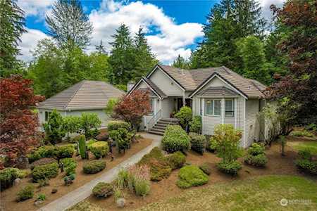 22426 262nd Ave SE Maple Valley, WA 98038