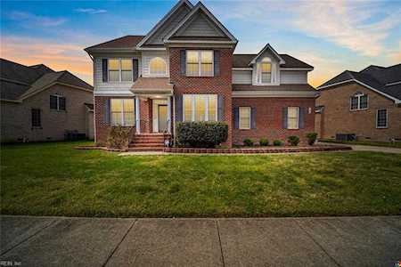 120 Niblick Circle Suffolk, VA 23434