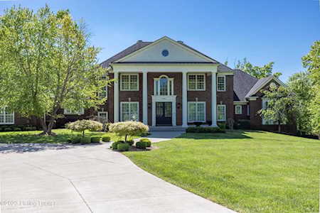 5200 Blakely Ridge Rd Glenview, KY 40025