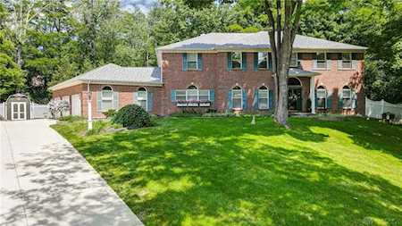 273 Shadywood Drive Dayton, OH 45415