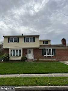 884 Townsend Blvd Dover, DE 19901