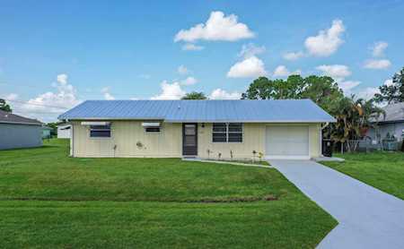 1652 SW Angelico Lane Port St Lucie, FL 34984