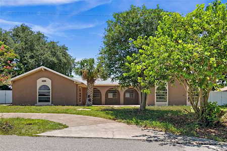101 Paris Ave Spring Hill, FL 34606
