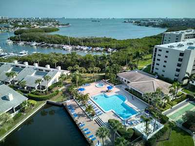 1328 Pasadena Ave S #304 South Pasadena, FL 33707