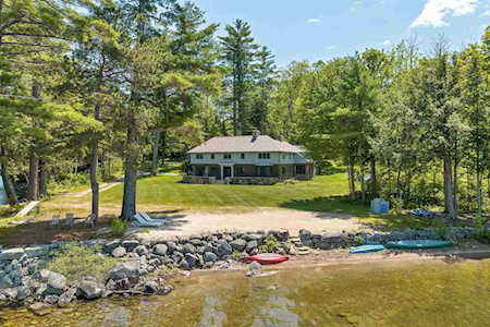 246 Whittemore Point Road North Bridgewater, NH 03264