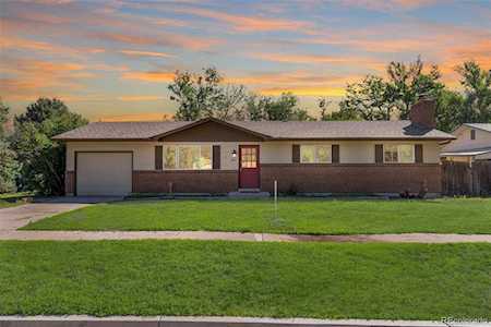 1211 Moffat Circle Colorado Springs, CO 80915