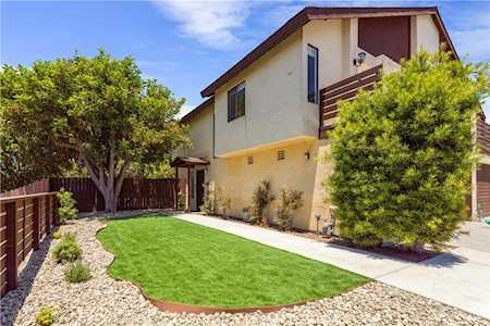2620 Luciernaga St Carlsbad, CA 92009