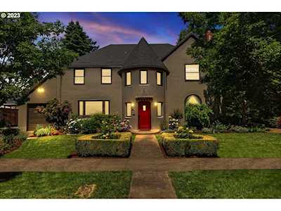 3031 NE Us Grant PL Portland, OR 97212