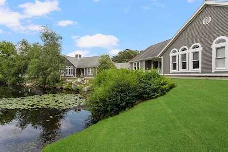 29 Ledgebrook Dr #29 Blackstone, MA 01504