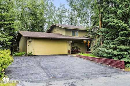 18949 N Chichagof Loop Eagle River, AK 99577