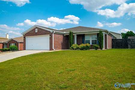 145 Ranier Street Meridianville, AL 35759