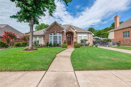 8521 Castle Creek Road North Richland Hills, TX 76182