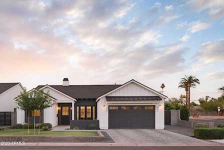 3538 E Glenrosa Avenue Phoenix, AZ 85018