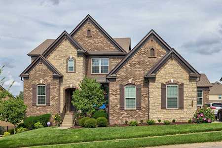 424 Larkhill Ln Nolensville, TN 37135