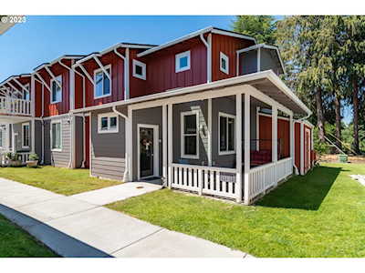 172 Oakleigh LN #113 Eugene, OR 97404