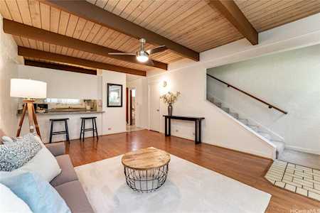 4846 Kilauea Avenue #3 Honolulu, HI 96816