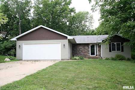 23 Brandy Ln Mackinaw, IL 61755