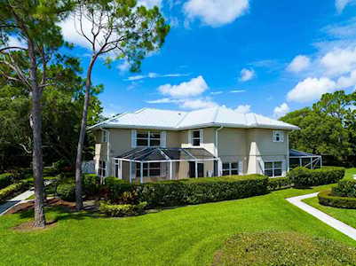 2907 SW Lakemont Place Palm City, FL 34990