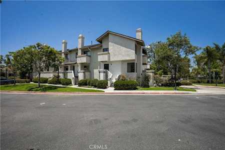 109 Harbor Woods Place #109 Corona Del Mar, CA 92660