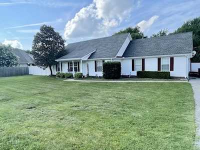 5102 Chippendale Dr Murfreesboro, TN 37129