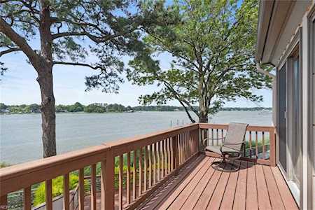 58 Sandie Point Ln Portsmouth, VA 23701