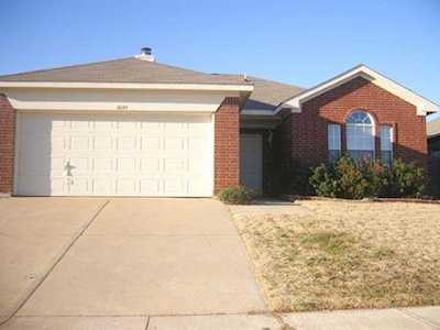 8645 Arcadia Park Drive Fort Worth, TX 76244
