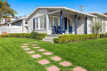 600 Poinsettia Ave Corona Del Mar, CA 92625
