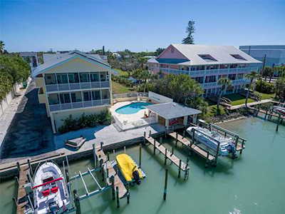 109 Bayshore Rd #2 Nokomis, FL 34275