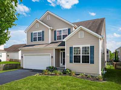 8693 Brenstuhl Park Drive Blacklick, OH 43004