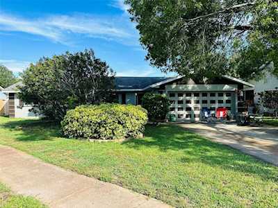 4607 34th Avenue Dr W Bradenton, FL 34209
