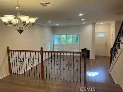 18342 Malden St #4 Northridge, CA 91325