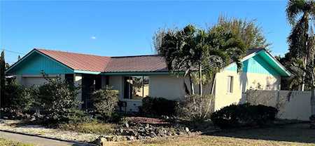 4380 W Saint Clair Ave North Fort Myers, FL 33903