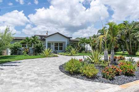 715 42nd Ave NE St. Petersburg, FL 33703