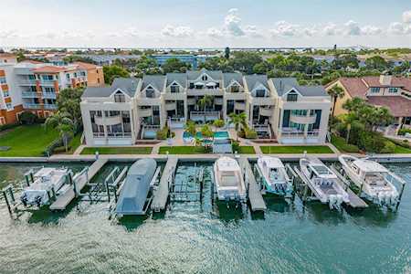 722 Pinellas Bayway S #301 Tierra Verde, FL 33715