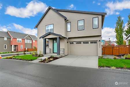 9882 6th Ave SW #39 Seattle, WA 98106