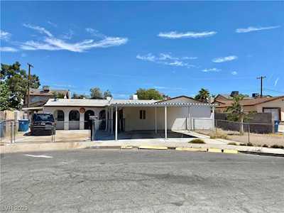 120 Kathyjo Way Las Vegas, NV 89110