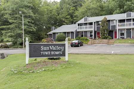 413 Sunvalley W Nashville, TN 37221
