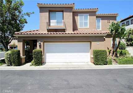 25 Del Cambrea Irvine, CA 92606