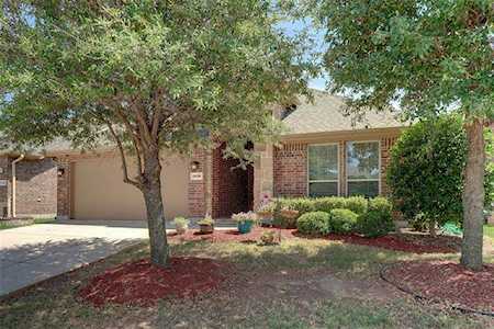 2536 Grey Kingbird Trail Fort Worth, TX 76244